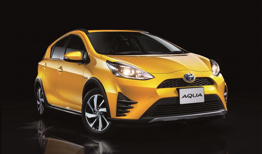  Toyota Aqua Crossover 2017 года  (фото 3 из 8)
